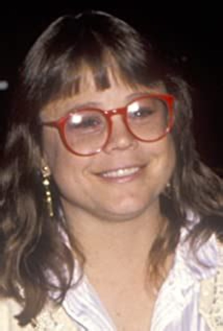 Dana Hill Net Worth