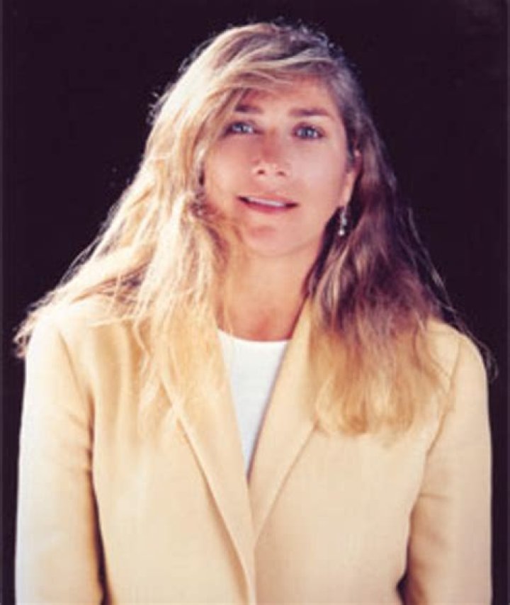 Debra Hill Net Worth