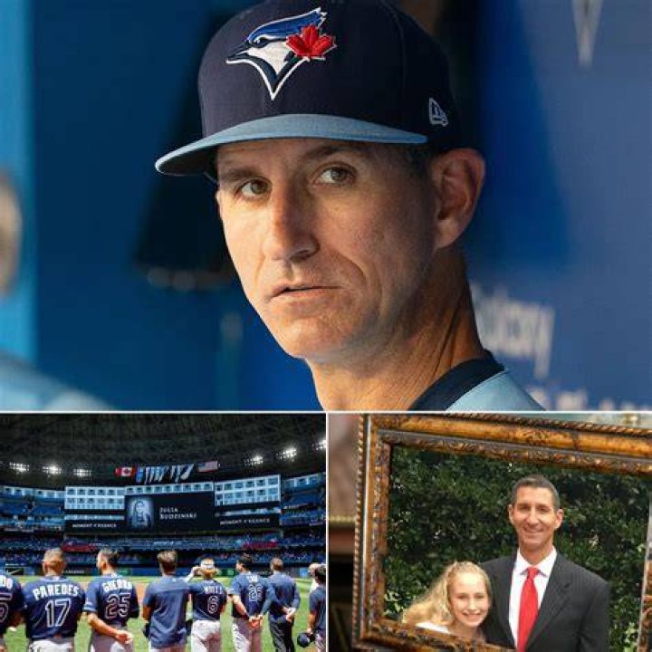 Himself - Toronto Blue Jays Second Baseman / Himself - Cleveland Indians Second Baseman / Himself - New York Mets Second Baseman / Himself - Baltimore Orioles Second Baseman / Himself - San Diego Padres Second Baseman / Himself / Himself - Chicago White Sox Pinch Runner / Himself - Chicago White Sox Second Baseman / Himself - Cleveland Indians Pinch Hitter