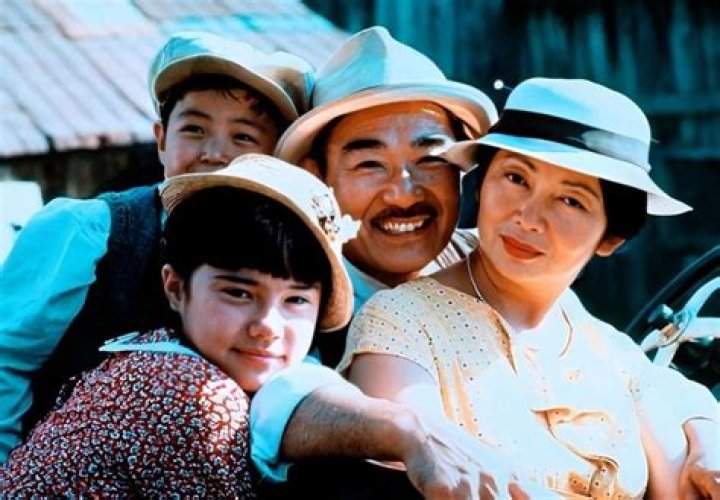 Robert Ito Net Worth