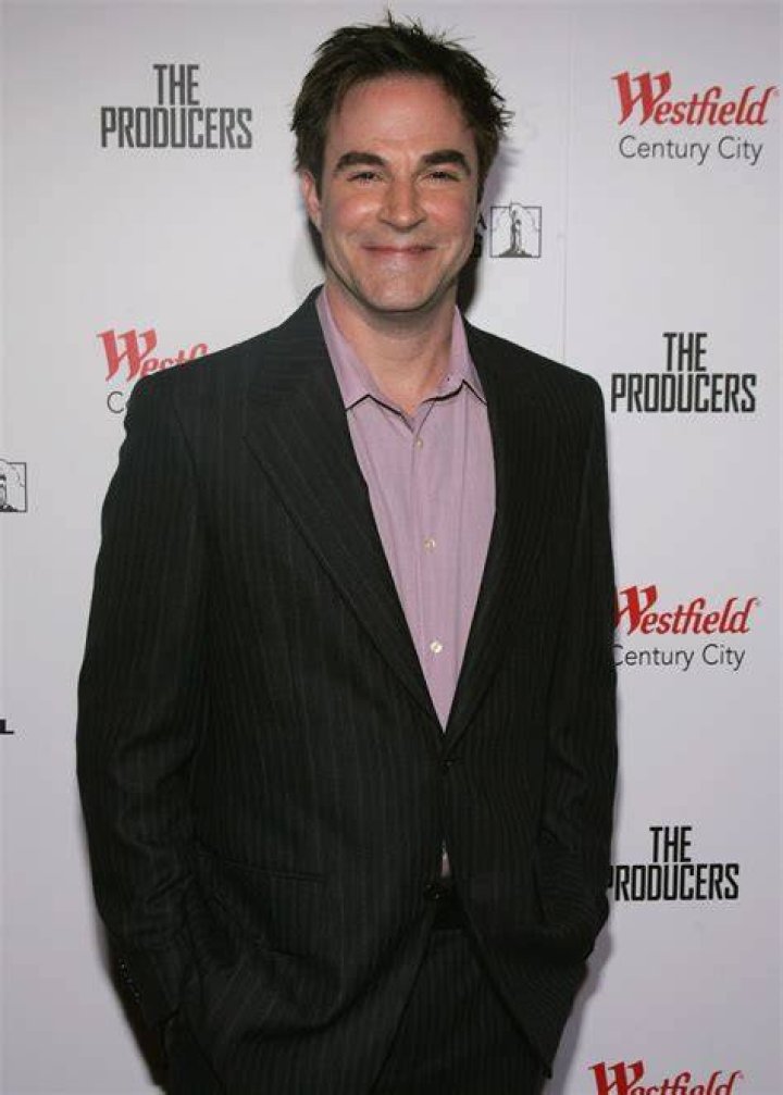 Roger Bart Net Worth