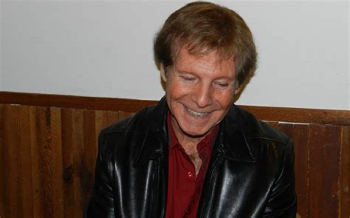Ron Corcillo Net Worth