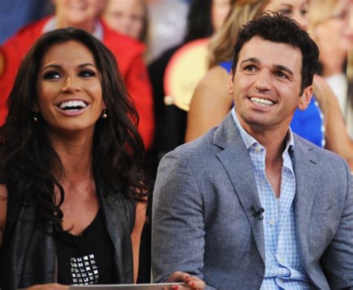 Tony Dovolani