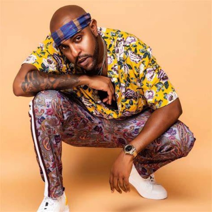 Verse Simmonds